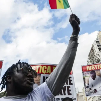 Justiça de SP arquiva investigação sobre morte de Ngange Mbaye, ambulante senegalês baleado no Brás