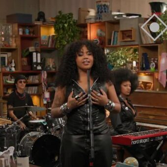 Duquesa leva o rap feminino ao Tiny Desk Brasil com apresentação histórica