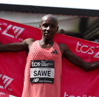 Queniano Sabastian Sawe vence Maratona de Londres abaixo de duas horas e faz história no atletismo