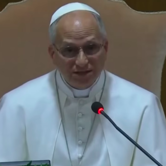 Papa Leão XIV pede perdão histórico pelo papel da Igreja na escravidão