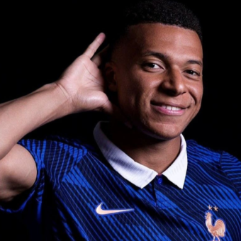 Mbappé reage a ataque racista de senadora paraguaia: “mulher desprezível”